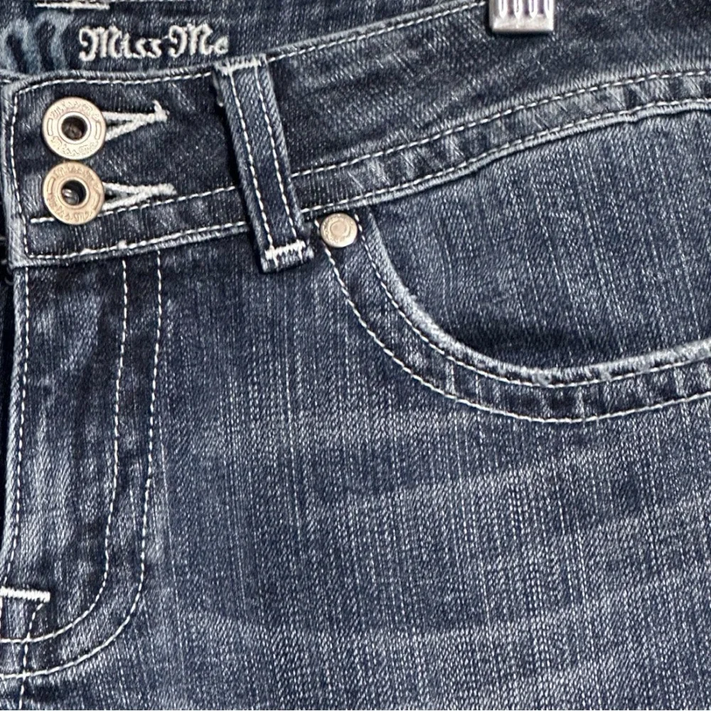 Miss Me Harvard Wash Bootcut Mid Rise Flap Back Pocket Cleo Jeans JP4425